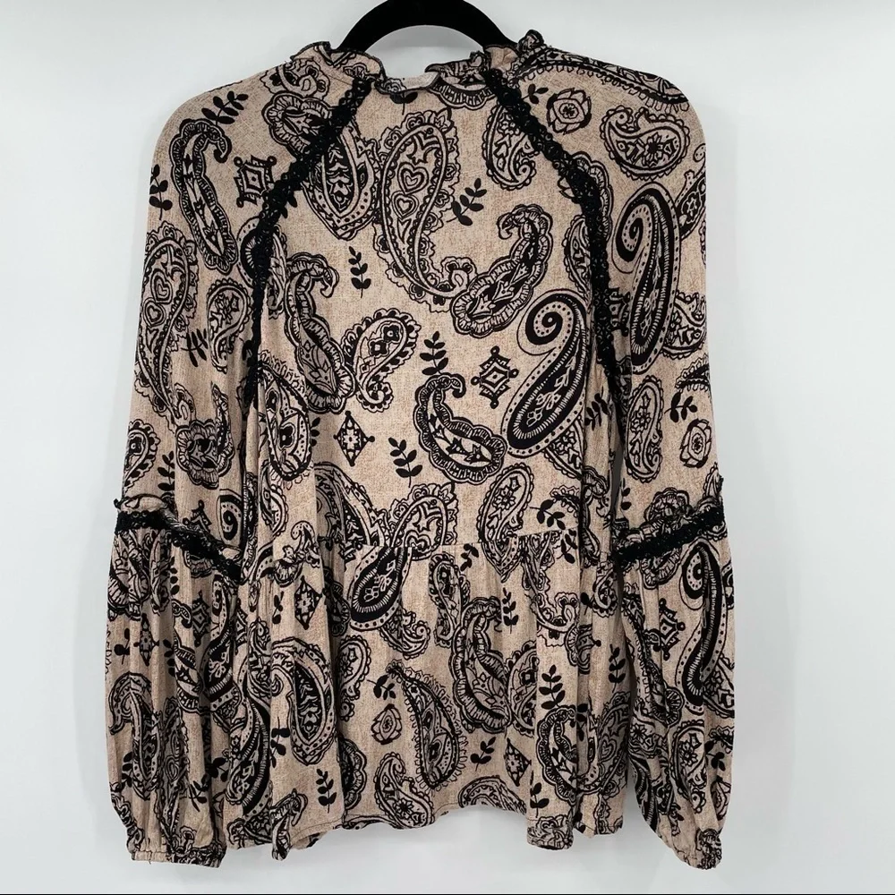Knox Rose Beige & Black Paisley Print Boho Blouse - Picture 12 of 15